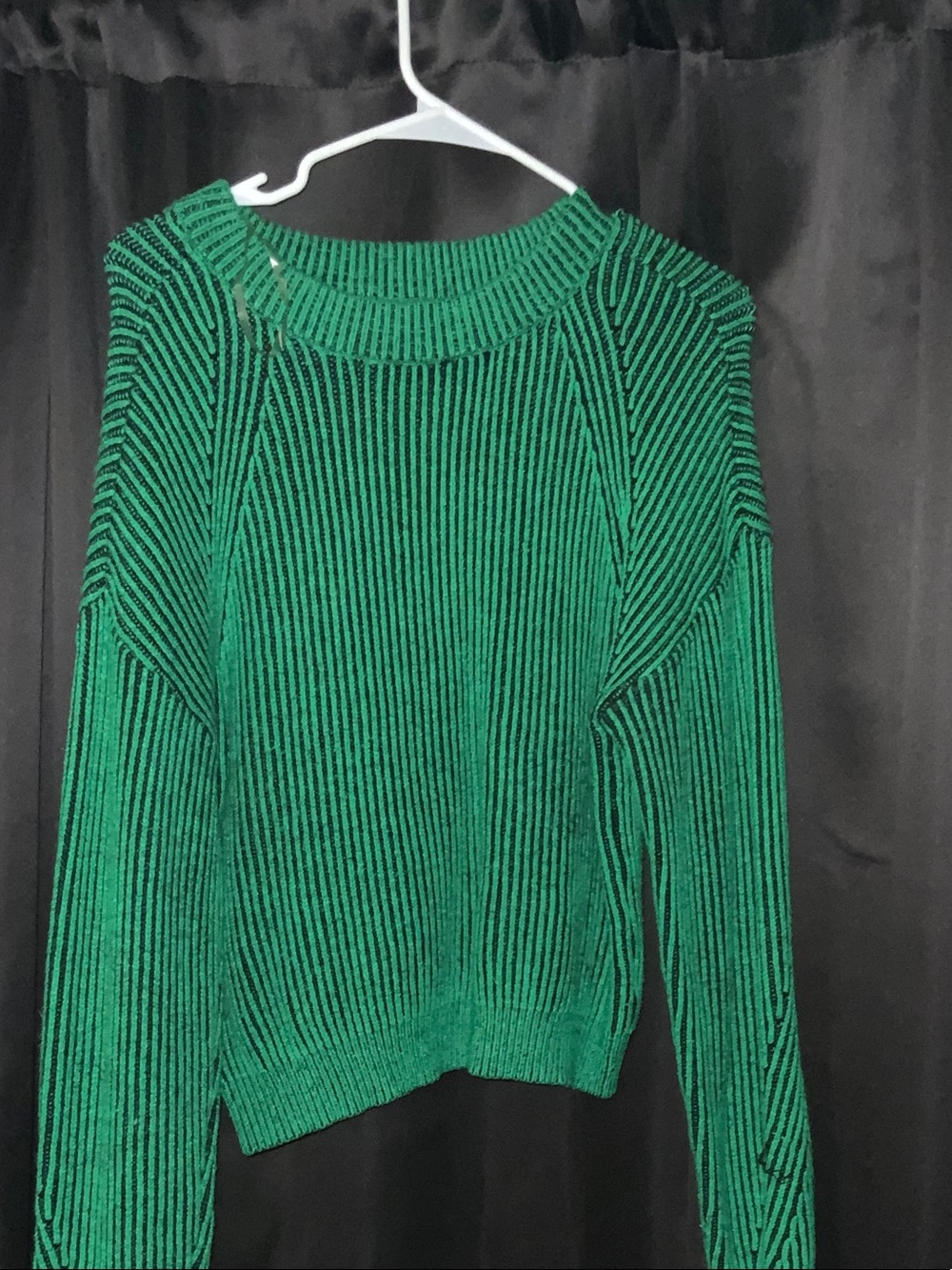 No Boundaries Emerald Green Ribbed Crew Neck Sweater
